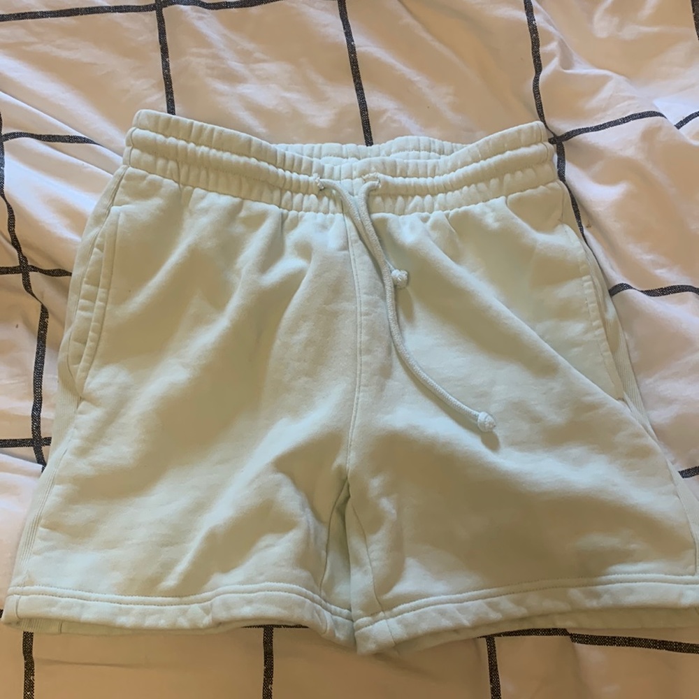 TNA cozy boyfriend sweatshorts